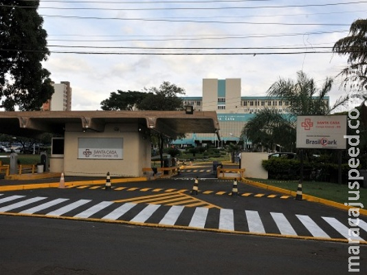 Médicos da Santa Casa ameaçam greve se não receberem em 72 horas