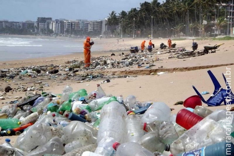 Ministério do Meio Ambiente investe R$ 2,1 milhões para limpar as praia