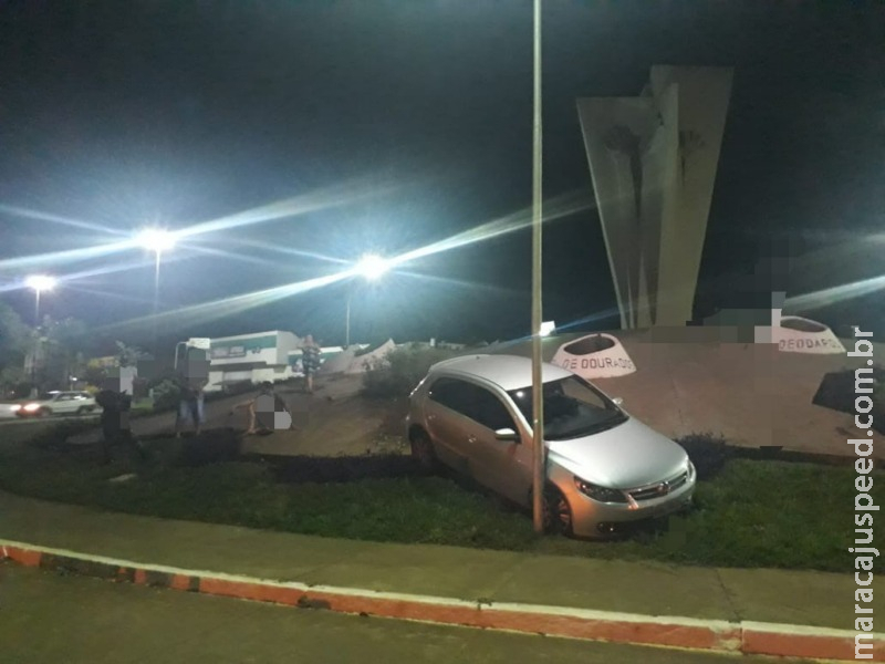 Motorista embriagado vai preso após colidir em 