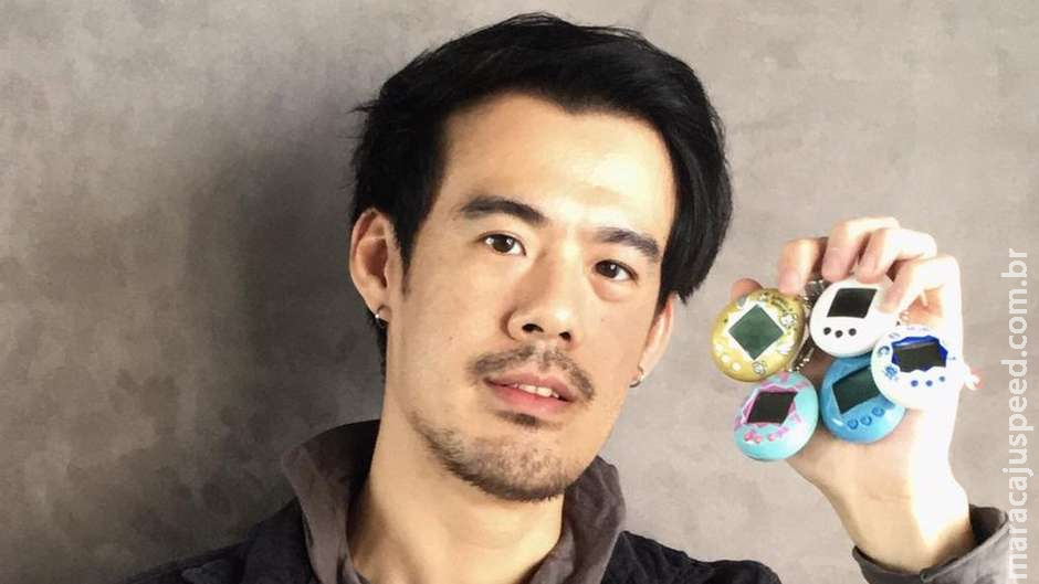 O inesperado regresso do Tamagotchi, bichinho virtual que era febre nos anos 90 O inesperado regresso do Tamagotchi, bichinho virtual que era febre nos anos 90