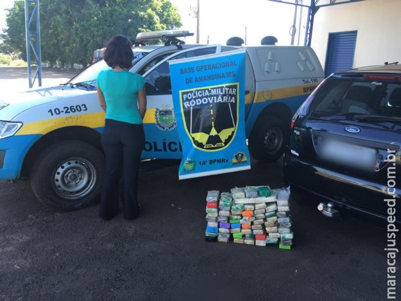 Paulista é presa pela Polícia Militar Rodoviária transportando 53 kg de maconha escondida em veículo na MS 145
