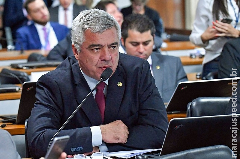 Projeto restabelece regra para instalação de antenas de telecomunicação Projeto restabelece regra para instalação de antenas de telecomunicação
