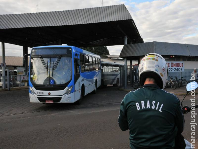 Transporte coletivo volta a funcionar após paralisação de três horas