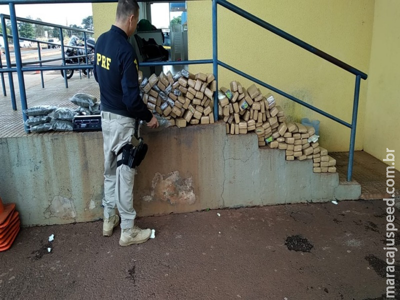 Casal é preso em Cruzaltina com carro carregado de drogas Casal é preso em Cruzaltina com carro carregado de drogas