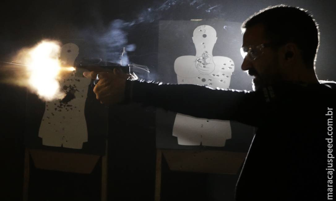 Datafolha: projeto de Bolsonaro para porte de armas é reprovado por 70% da população Datafolha: projeto de Bolsonaro para porte de armas é reprovado por 70% da população