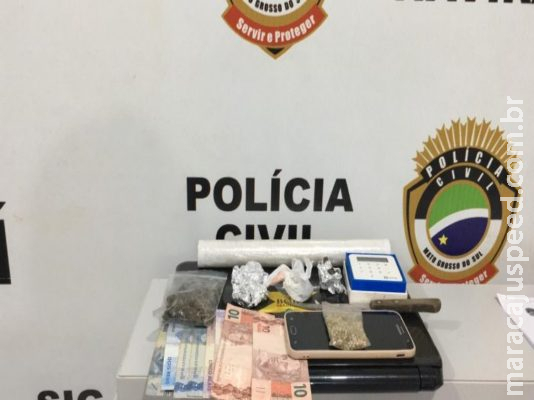 ‘Débito ou crédito?’: Mulher é presa usando máquina de cartão para vender drogas ‘Débito ou crédito?’: Mulher é presa usando máquina de cartão para vender drogas
