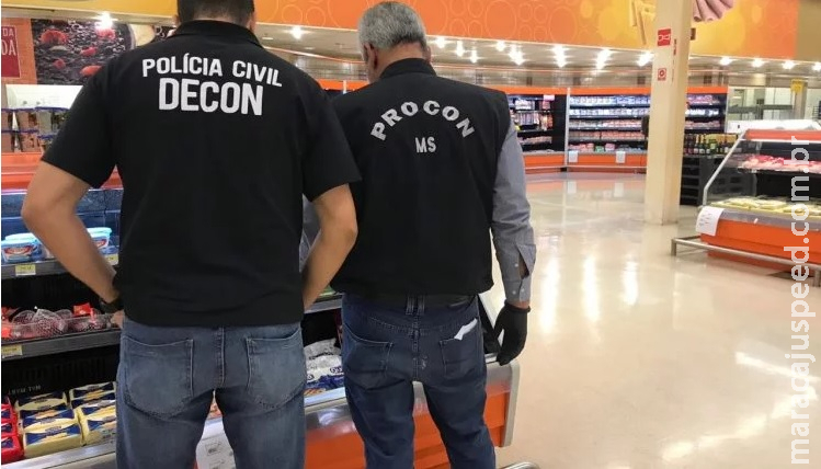 Decon e Procon-MS descartam mais de 200 produtos flagrados vencidos em mercado