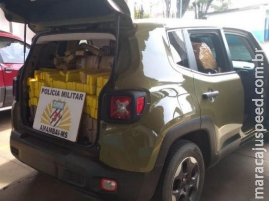 Dupla é presa com quase uma tonelada de maconha em veículo Dupla é presa com quase uma tonelada de maconha em veículo