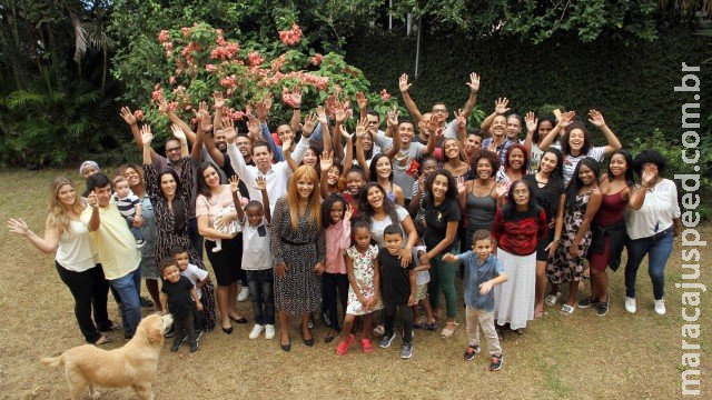 Filha de Flordelis diz, em postagem, que família está rachada Filha de Flordelis diz, em postagem, que família está rachada