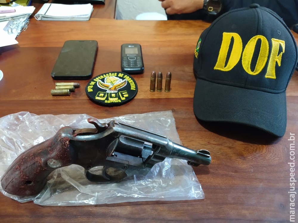 Homem é morto após troca de tiros com a polícia na região de fronteira Homem é morto após troca de tiros com a polícia na região de fronteira