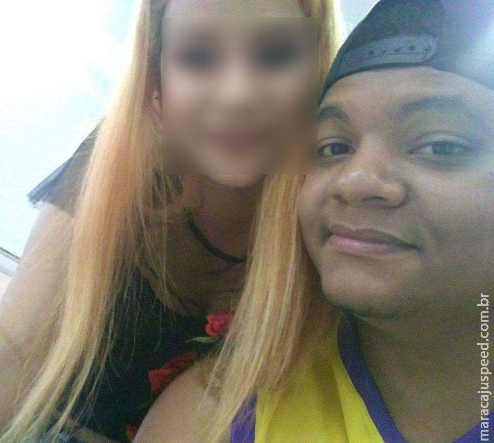 Homem se revolta com fim de Homem se revolta com fim de