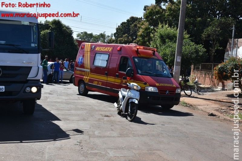Maracaju: Após colisão com veículo condutora de motocicleta desmaia ao ver corte sofrido por criança Maracaju: Após colisão com veículo condutora de motocicleta desmaia ao ver corte sofrido por criança
