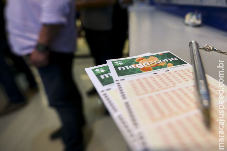 Mega-Sena pode pagar prêmio de R$ 16 milhões na quarta-feira Mega-Sena pode pagar prêmio de R$ 16 milhões na quarta-feira