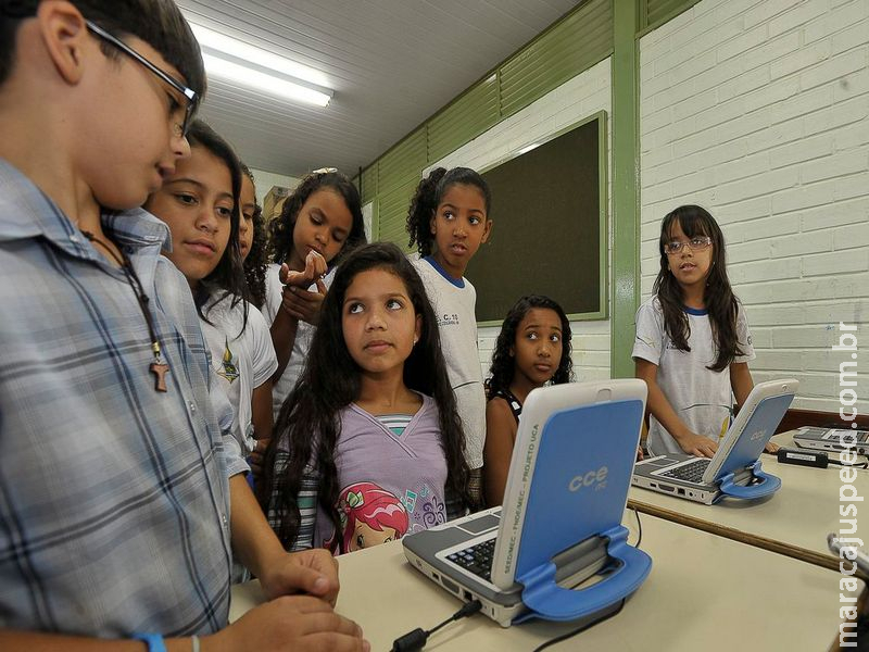 Menos da metade dos estudantes aprende sobre segurança na internet Menos da metade dos estudantes aprende sobre segurança na internet