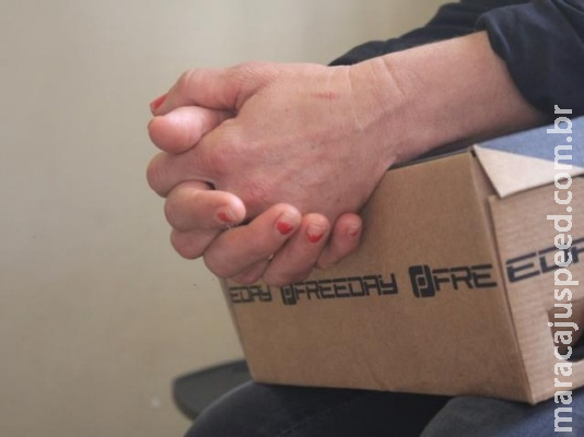 Mulher mata marido esfaqueado ao tentar se defender de enforcamento