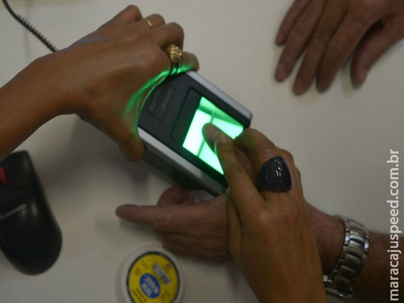 Número de eleitores cadastrados por biometria chega a 69%, diz TSE Número de eleitores cadastrados por biometria chega a 69%, diz TSE