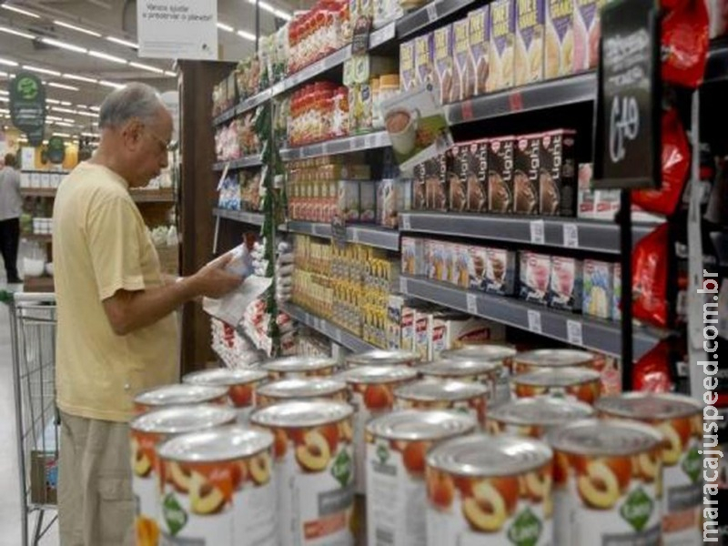 Plano Real gerou estabilidade, mas não crescimento sustentável Plano Real gerou estabilidade, mas não crescimento sustentável