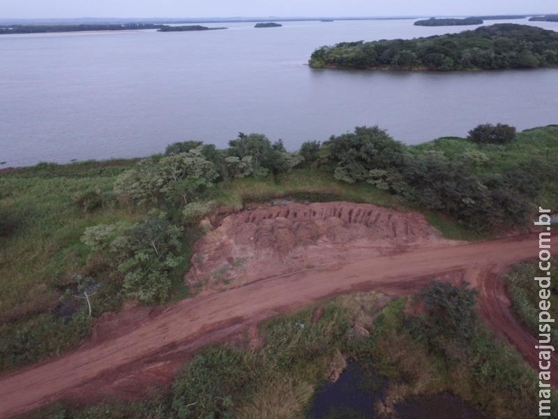 PMA autua infratora em R$ 5 mil por aterrar açude em área de matas ciliares do rio Paraná PMA autua infratora em R$ 5 mil por aterrar açude em área de matas ciliares do rio Paraná
