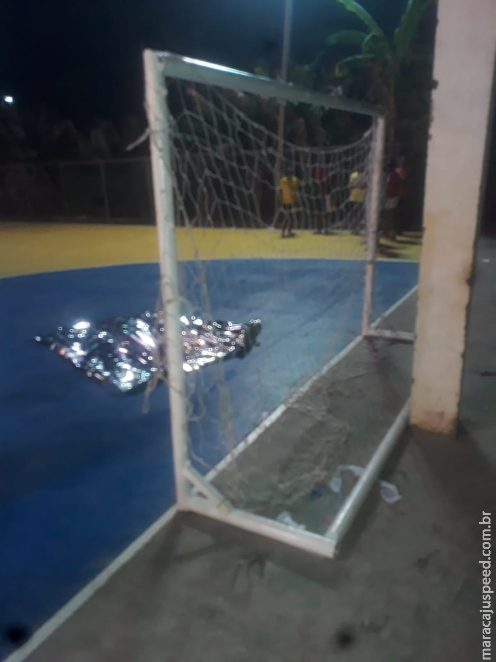 Prefeitura de Corumbá diz que trave que caiu e matou menino 