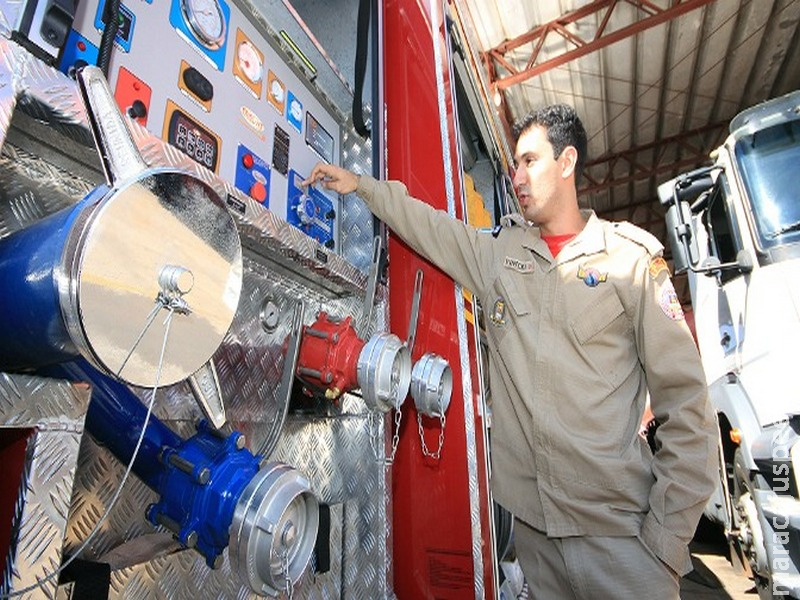 Trotes para números de emergência colocam vidas em risco e causam prejuízos aos cofres públicos Trotes para números de emergência colocam vidas em risco e causam prejuízos aos cofres públicos