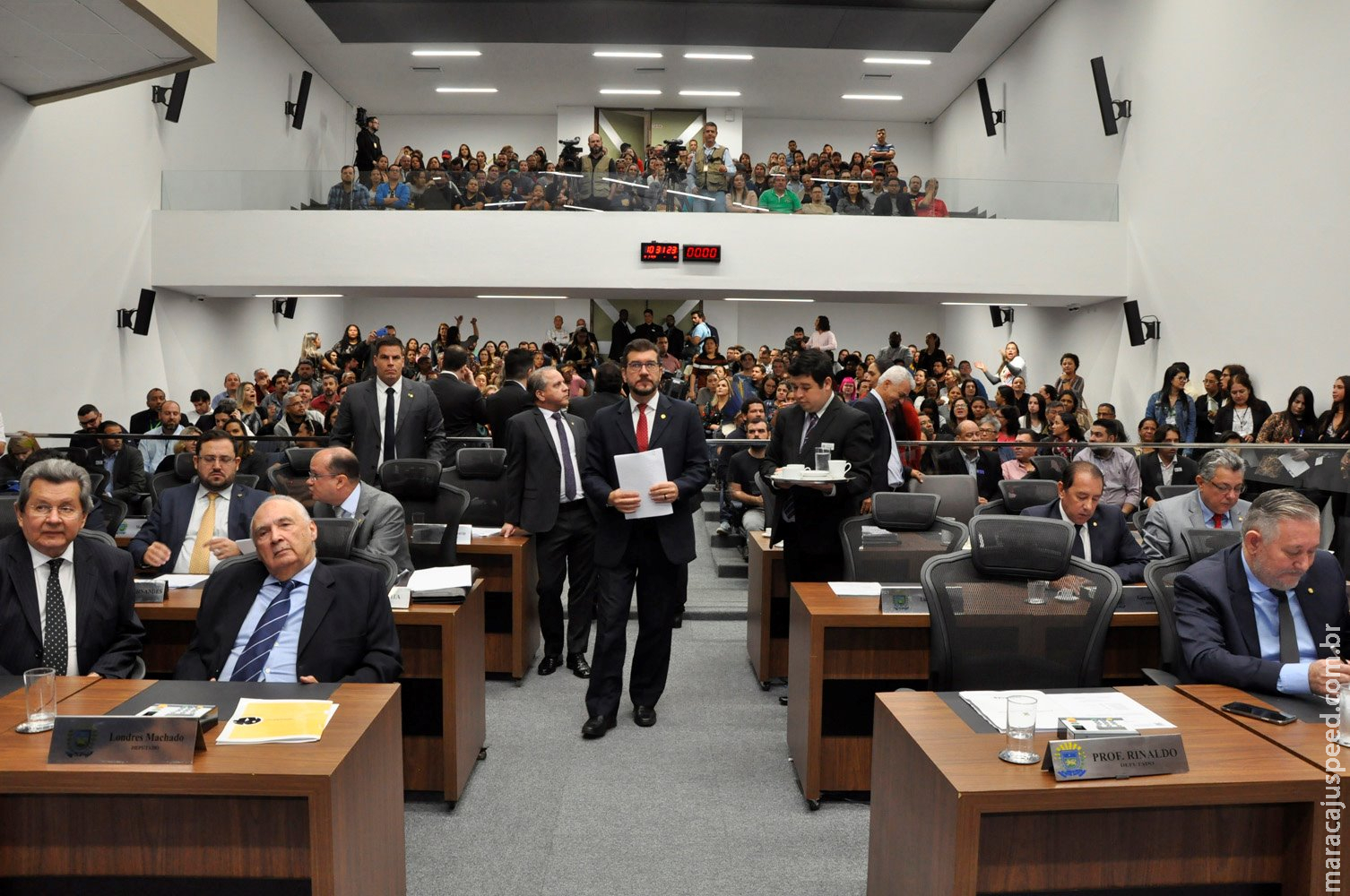 Veja o voto de cada deputado; vice do Governo foi contrário a proposta Veja o voto de cada deputado; vice do Governo foi contrário a proposta
