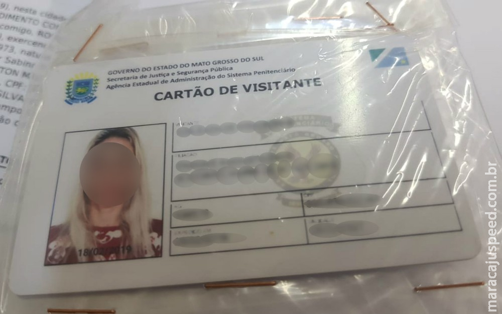 Dupla é investigada por falsificar carteira de visita no presídio: 