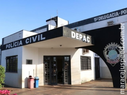 Haitiano é preso ao oferecer pasta base para policiais civis