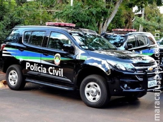 Homem invade casa, furta R$ 80 mil em joias e vai preso em flagrante Homem invade casa, furta R$ 80 mil em joias e vai preso em flagrante