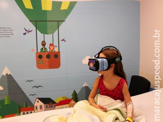Hospital de MS usa óculos de realidade virtual para tranquilizar pacientes com medo de agulha