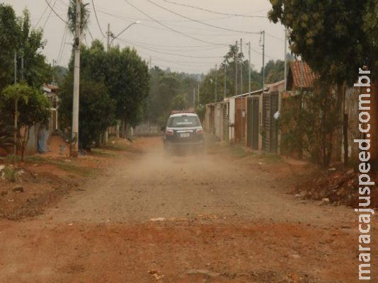 Idosa esfaqueada no pescoço no Carioca não reconhece suspeito e polícia continua buscas 