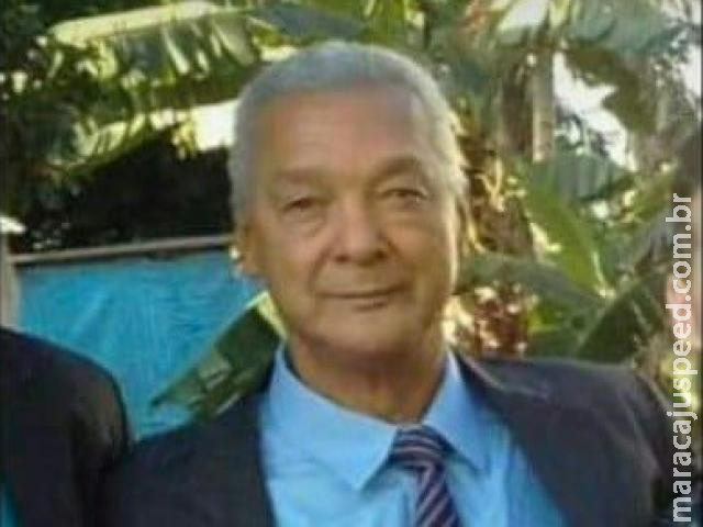 Idoso de 75 anos sai para Idoso de 75 anos sai para