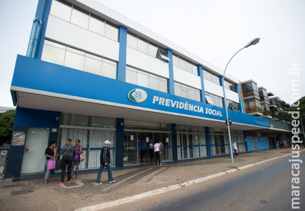 INSS quer lançar esta semana plano para zerar fila de espera INSS quer lançar esta semana plano para zerar fila de espera