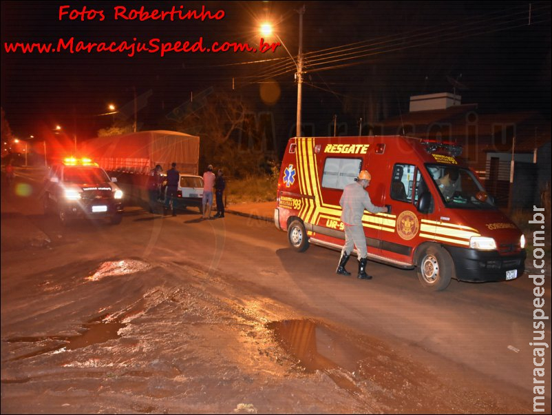 Maracaju: Homem teria tentado suicídio, jogando seu veículo contra traseira de carreta estacionada na Rua Zebulândia. Vítima foi presa pois havia mandado de prisão emitido pela Comarca da Capital