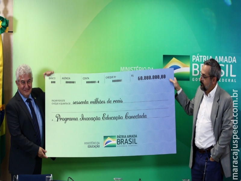 MEC repassa R$ 60 milhões para MCTIC levar internet a 8 mil escolas rurais MEC repassa R$ 60 milhões para MCTIC levar internet a 8 mil escolas rurais