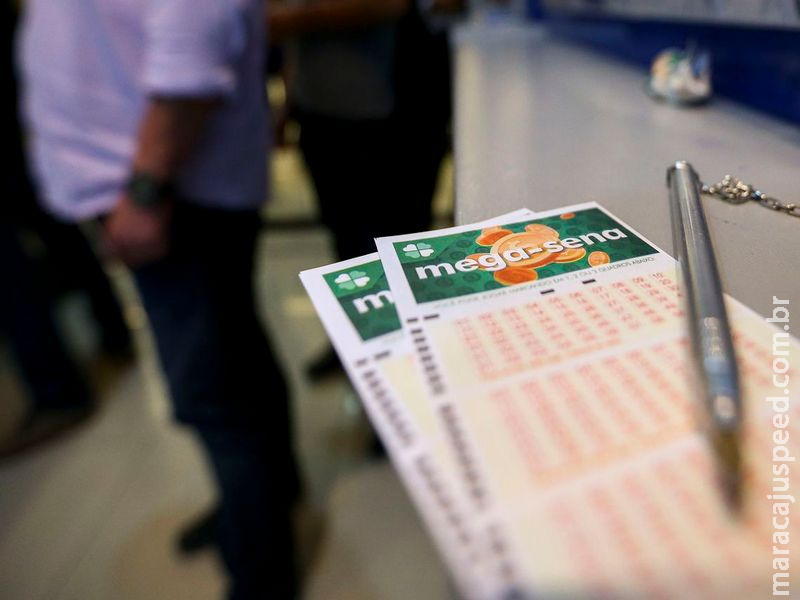 Mega-Sena acumula e vai pagar R$ 5 milhões no sábado Mega-Sena acumula e vai pagar R$ 5 milhões no sábado