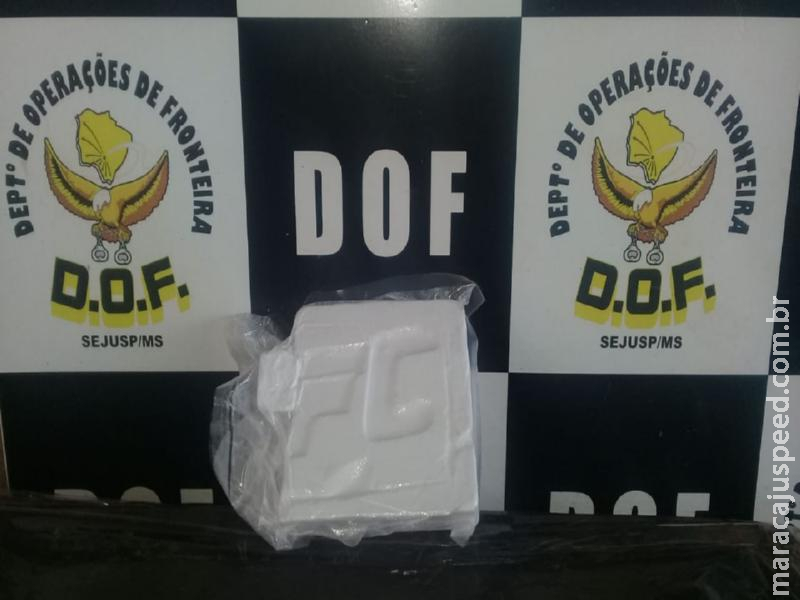 Passageiro de Van foi preso pelo DOF com 600 gramas de cocaína na região de Maracaju Passageiro de Van foi preso pelo DOF com 600 gramas de cocaína na região de Maracaju