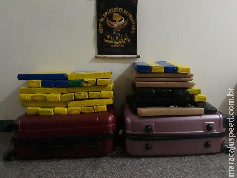 Passageiros de ônibus que seguiam com droga para Campo Grande foram presos pelo DOF Passageiros de ônibus que seguiam com droga para Campo Grande foram presos pelo DOF