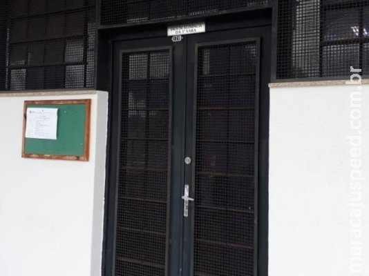 Preso que liga filha e mulher de PM ao tráfico muda depoimento em audiência Preso que liga filha e mulher de PM ao tráfico muda depoimento em audiência