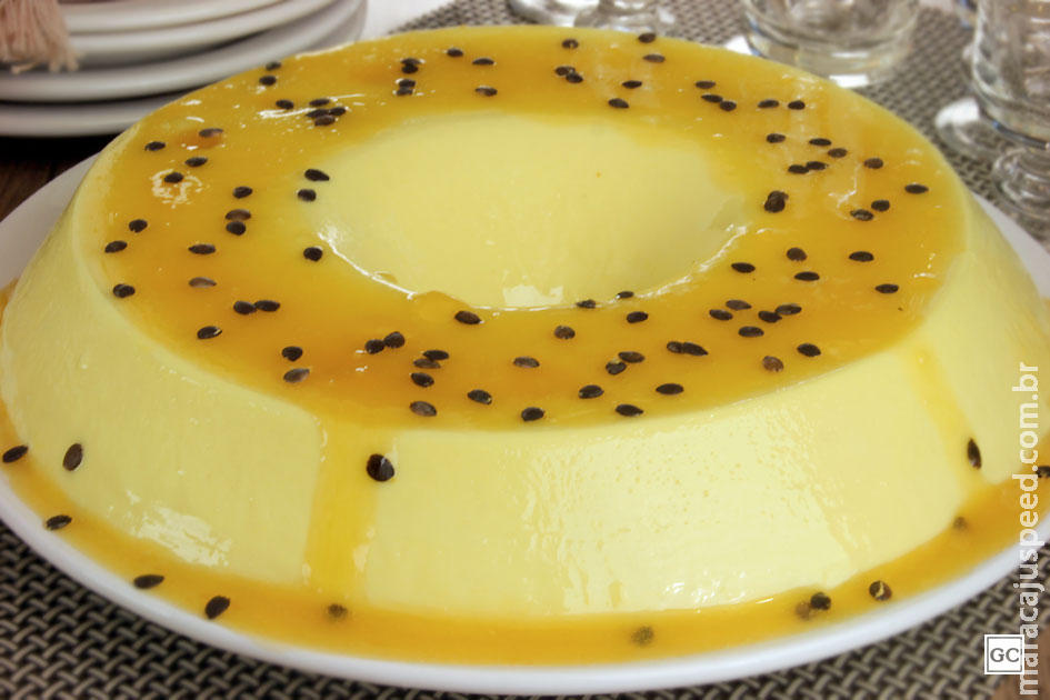Receita de pudim de chocolate branco e maracujá