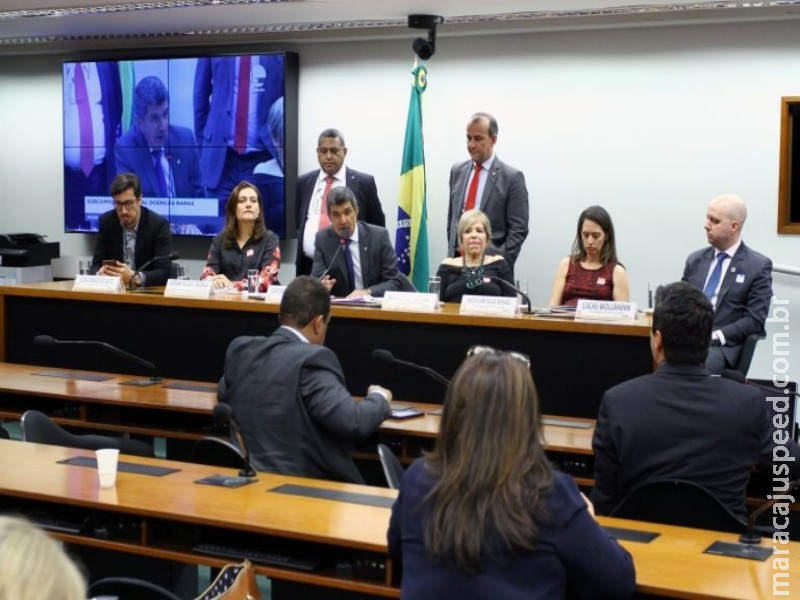 Relator defende mais informações para o combate às doenças raras Relator defende mais informações para o combate às doenças raras