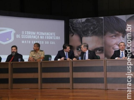 Terra de disputa sangrenta, fronteira vê crescer a rota do tráfico de cocaína