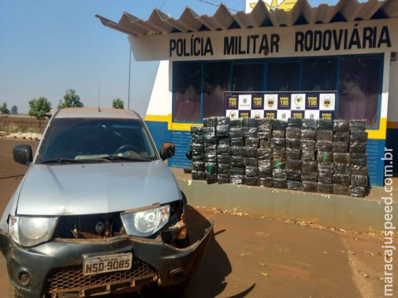 Traficante sai da pista em fuga e abandona veículo com 1,2 tonelada de maconha 