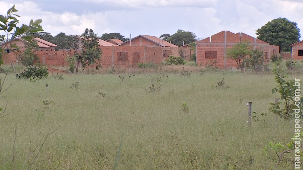 Vice-prefeito de cidade de MS e outras 4 pessoas viram réus em processo por venda ilegal de lotes em terras para reforma agrária Vice-prefeito de cidade de MS e outras 4 pessoas viram réus em processo por venda ilegal de lotes em terras para reforma agrária