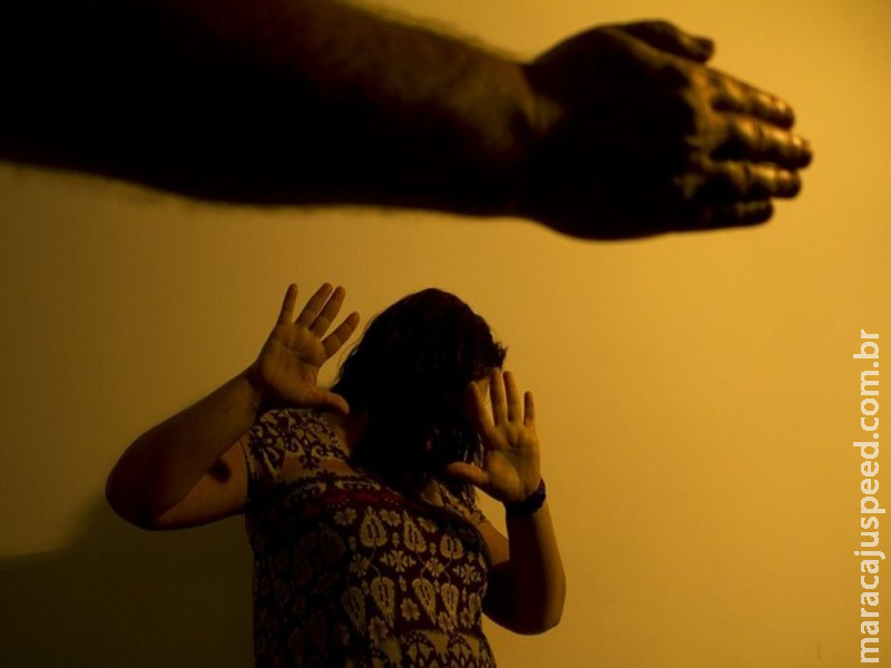 Violência atinge mais mulheres que trabalham fora, mostra estudo Violência atinge mais mulheres que trabalham fora, mostra estudo