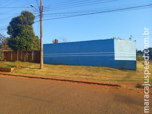 Vizinhos ouviram passos no telhado e grito de socorro antes de homem morrer