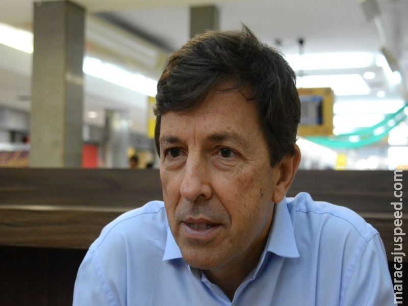 Amoêdo avalia que Bolsonaro perde muito tempo com pautas ideológicas Amoêdo avalia que Bolsonaro perde muito tempo com pautas ideológicas