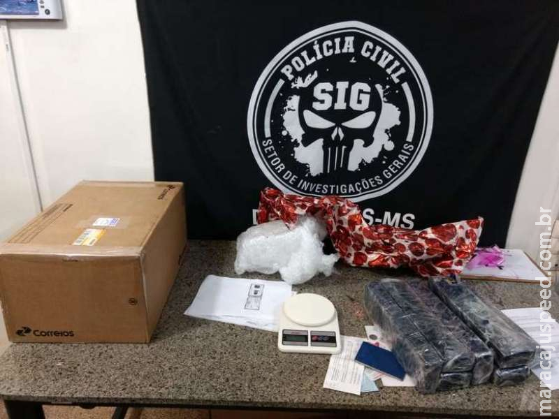 Após três remessas enviadas pelos Correios, homem é preso com maconha em Dourados Após três remessas enviadas pelos Correios, homem é preso com maconha em Dourados