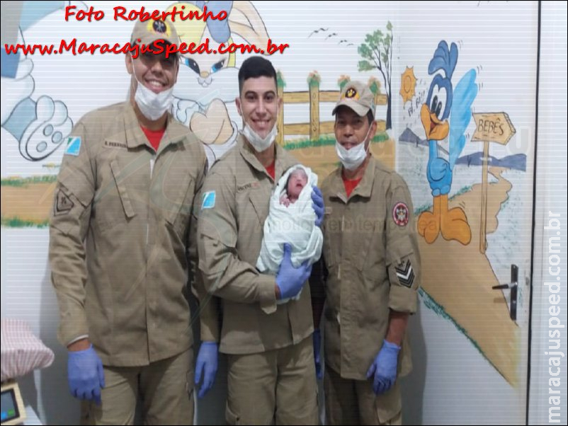 Bombeiros Militares de Maracaju realizam parto no interior de viatura, e trazem mais uma vida a este mundo Bombeiros Militares de Maracaju realizam parto no interior de viatura, e trazem mais uma vida a este mundo