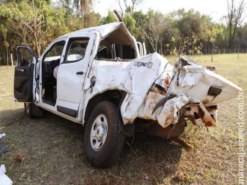 Camionete carregada com maconha capota após perseguição do Choque