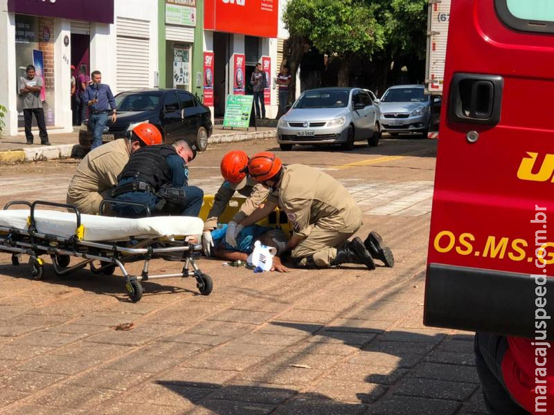 Ciclista fica ferido ao ser atropelado por caminhão no centro de Aquidauana